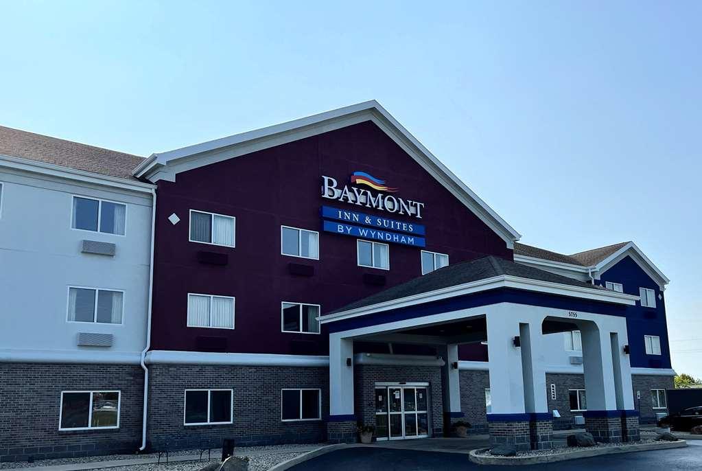 Baymont By Wyndham Indianapolis Northeast Hotel Exterior foto